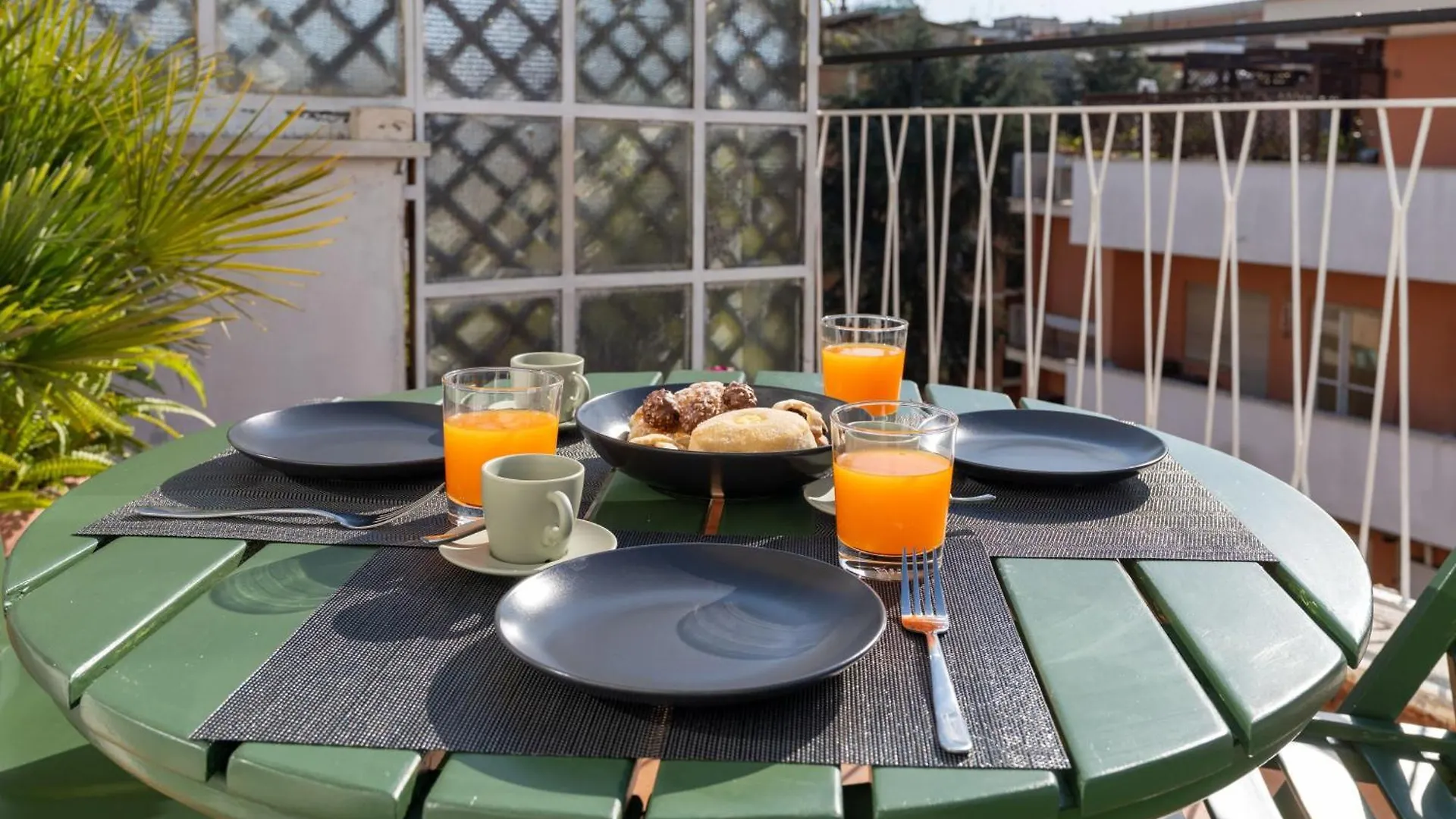 Domvs Tibvrtina - Solarium Zone, Roma Apartment