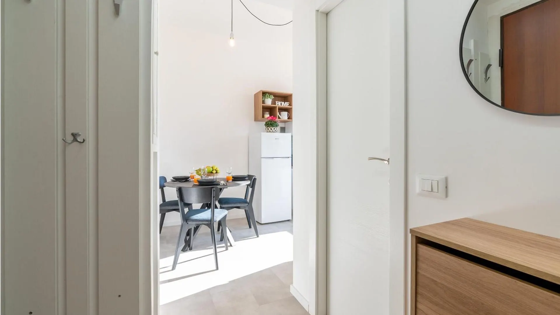 Domvs Tibvrtina - Solarium Zone, Roma Apartment