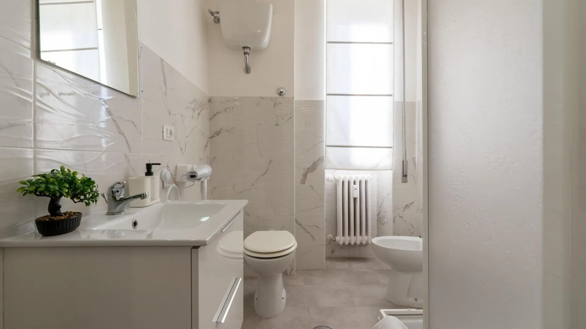 Domvs Tibvrtina - Solarium Zone, Roma Apartment 0*, Rome